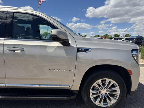2022 GMC Yukon SLT