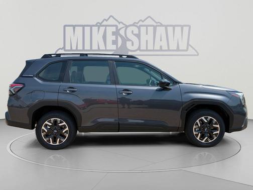 Magnetite Gray Metallic 2026 Subaru Forester Base