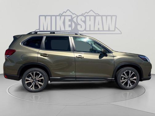 Autumn Green Metallic 2023 Subaru Forester Limited