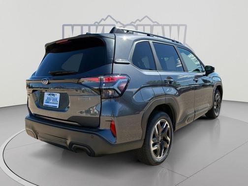Magnetite Gray Metallic 2026 Subaru Forester Hybrid Limited