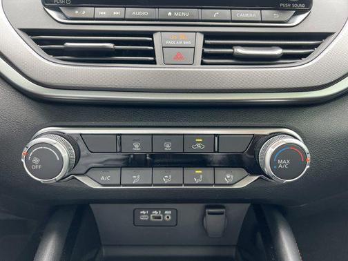 2023 Nissan Altima SR Intelligent AWD