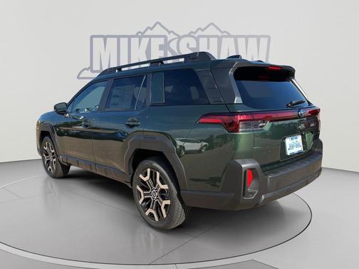 Deep Emerald Green Pearl 2026 Subaru Outback Touring XT