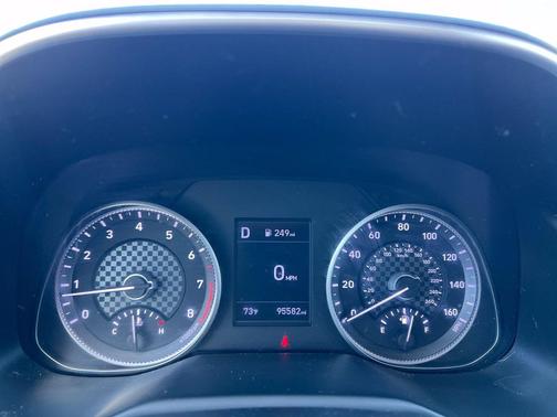 Scarlet Red Pearl 2020 Hyundai ELANTRA SE