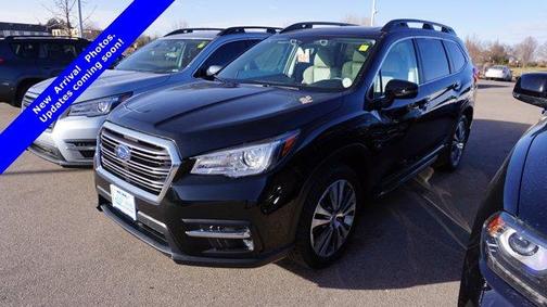 Photo 3 of 30 of 2019 Subaru Ascent Limited 7-Passenger