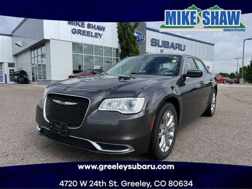 2017 Chrysler 300 Limited