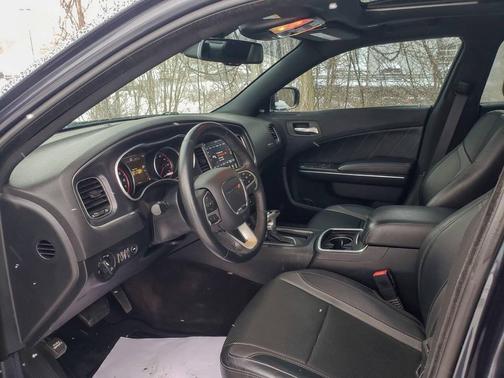 2017 Dodge Charger SXT