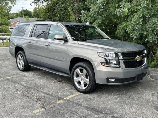 2017 Chevrolet Suburban LT