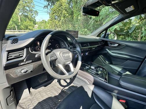 2019 Audi Q7 55 Premium