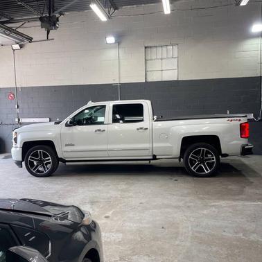 2016 Chevrolet Silverado 1500 High Country