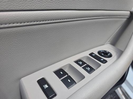 Quartz White Pearl 2015 Hyundai SONATA Limited