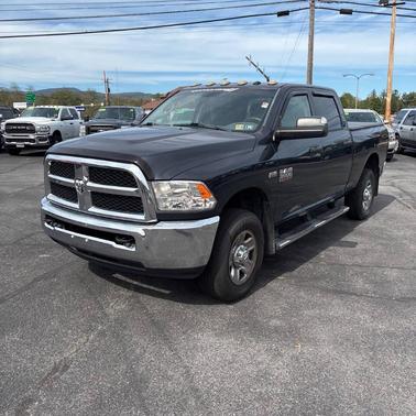 2017 RAM 3500 Tradesman 4x4 4dr Crew Cab 6.3 ft. SB SRW Pickup