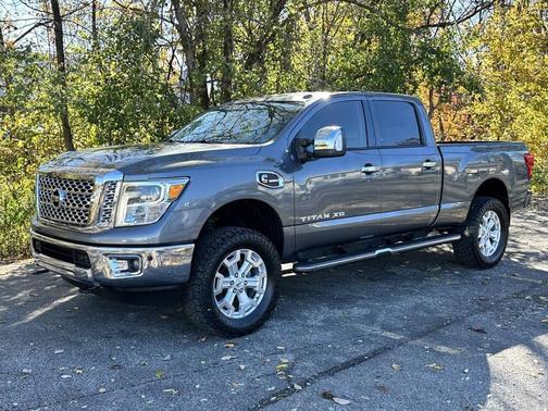 2016 Nissan Titan XD SL