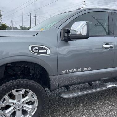 2016 Nissan Titan XD SL