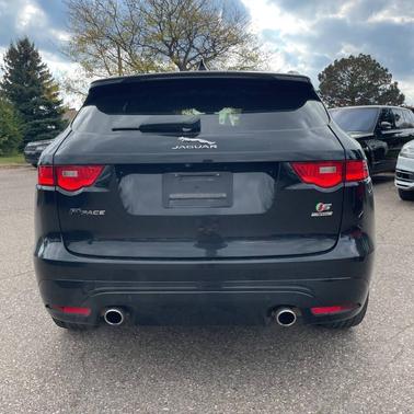 2019 Jaguar F-PACE S