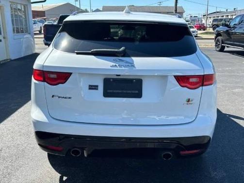2018 Jaguar F-PACE S