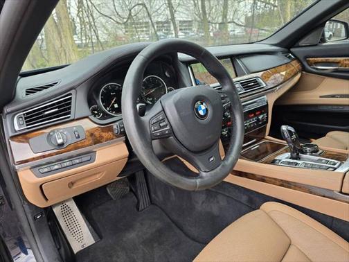 2014 BMW 750 Li xDrive