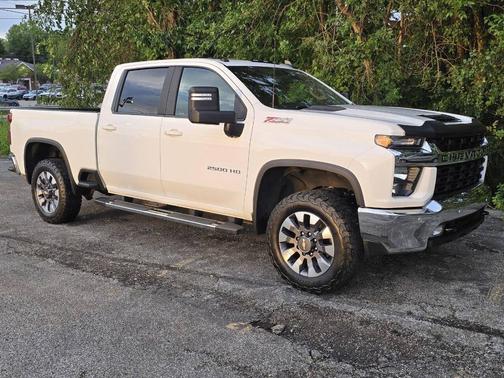 Summit White 2021 Chevrolet Silverado 2500 LT