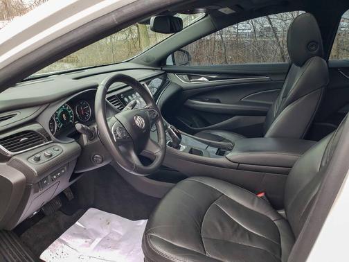 2018 Buick LaCrosse Avenir