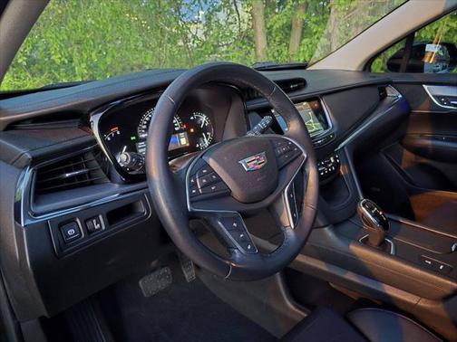 2017 Cadillac XT5 Premium Luxury