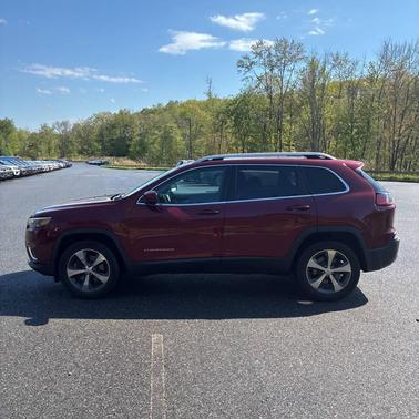 Velvet Red Pearlcoat 2019 Jeep Cherokee Limited