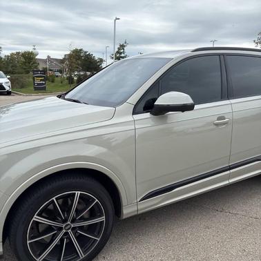 2021 Audi Q7 55 Premium Plus