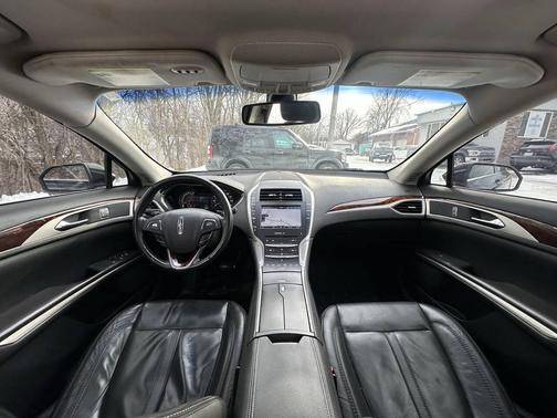 2013 Lincoln MKZ Base