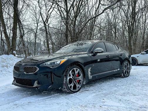 2019 Kia Stinger GT2