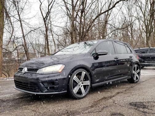 2016 Volkswagen Golf R 4-Door w/DCC & Navigation
