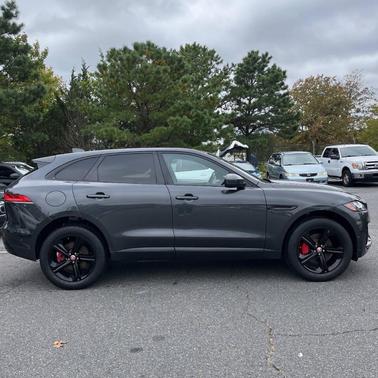 2018 Jaguar F-PACE S