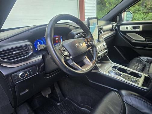 2020 Ford Explorer Platinum AWD 4dr SUV