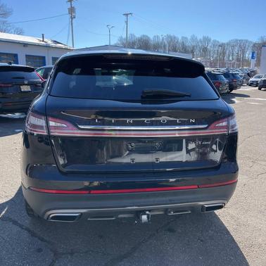 2019 Lincoln Nautilus Select