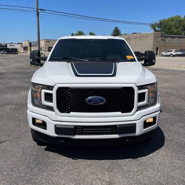 Oxford White 2019 Ford F-150 XLT