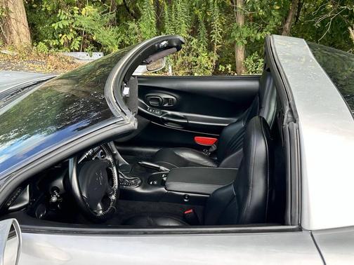2001 Chevrolet Corvette Base