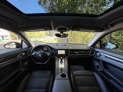 2012 Porsche Panamera 4S