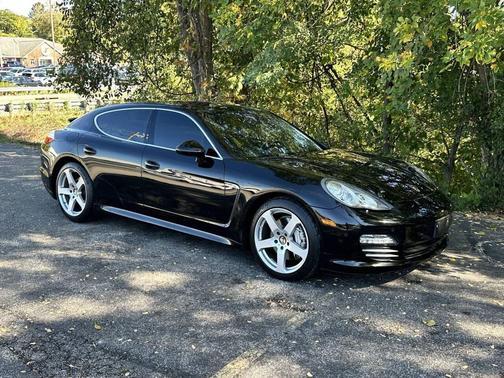 2012 Porsche Panamera 4S