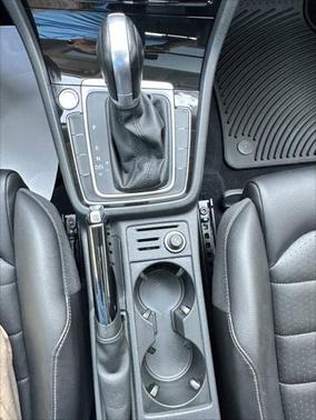 2017 Volkswagen Golf SportWagen TSI SEL