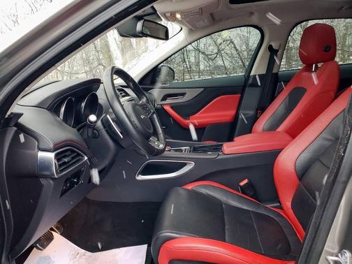 2018 Jaguar F-PACE S