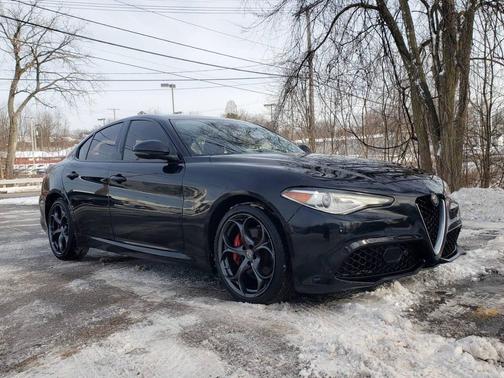 2017 Alfa Romeo Giulia Ti