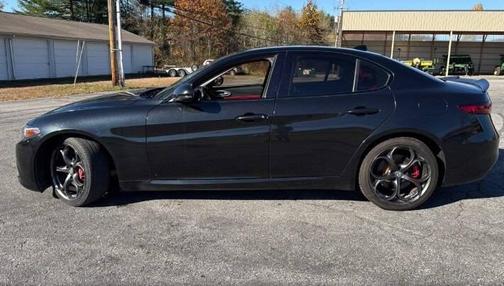 2017 Alfa Romeo Giulia Ti