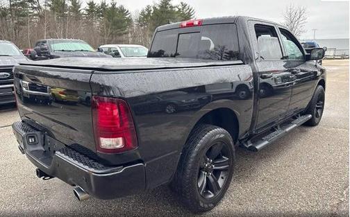 Brilliant Black Crystal Pearlcoat 2017 RAM 1500 Night Crew Cab 4x4 5'7' Box