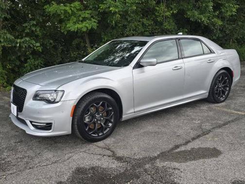 2021 Chrysler 300 Touring
