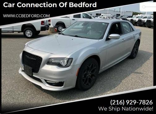2021 Chrysler 300 Touring