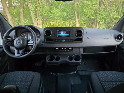 2020 Mercedes-Benz Sprinter 2500 Standard Roof