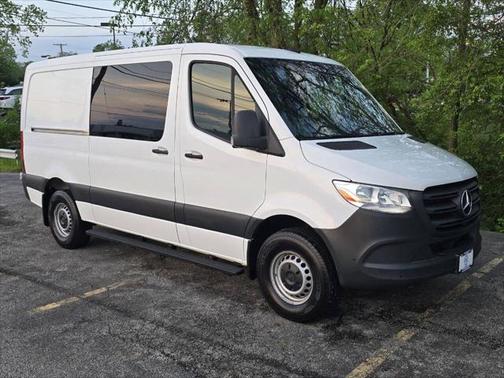 2020 Mercedes-Benz Sprinter 2500 Standard Roof