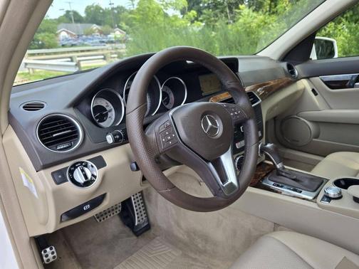 2013 Mercedes-Benz C-Class C 300 4MATIC Sport