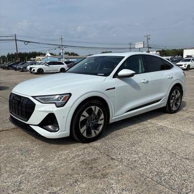 2022 Audi e-tron Sportback S line Premium