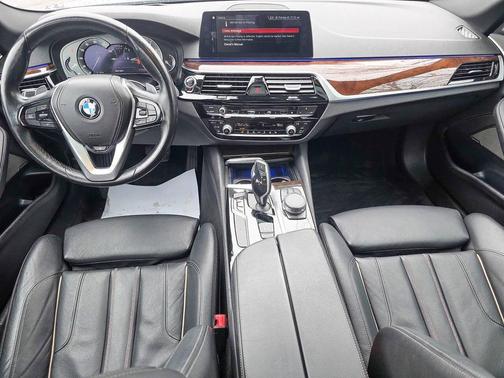 Glacier Silver Metallic 2017 BMW 530 i xDrive