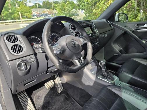 2014 Volkswagen Tiguan 4MOTION Auto R-Line