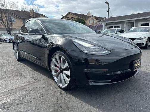 2019 Tesla Model 3 Performance