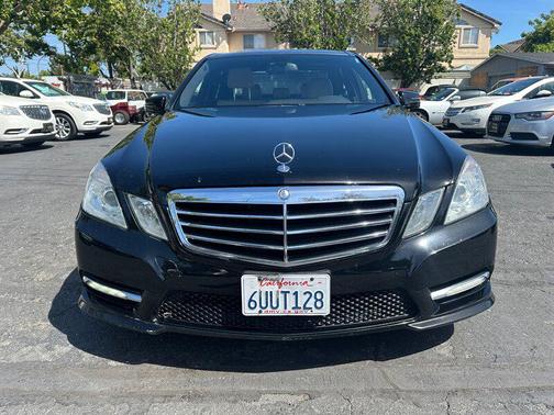 Black 2012 Mercedes-Benz E-Class E 350 Luxury